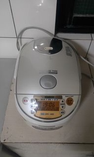 ZOJIRUSHI 象印 NP-NDF18 壓力IH電子鍋-10人份