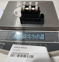 รับประกัน1ปีวาล์วปั๊มโช๊คบล็อกวาล์วคอมเพรสเซอร์แอร์ระงับคุณภาพที่ดีที่สุดสำหรับ BMW 7Series F01 F02