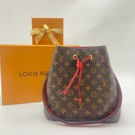 Louis Vuitton LV NéoNoé 字紋老花拼紅內裡 水桶包/ 斜背包/肩背包/二用包