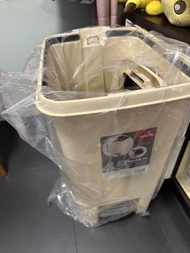 腳踏式垃圾桶 45L