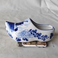 Vintage Display NOS Ashtray Ceramic Shoes Delft Holland