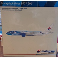MALAYSIA AIRLINES B777-200 1/400 DIECAST