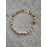 Simple And Stylish Akoya White Pearl Bracelet