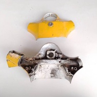 BAHAN BATOK ATAS BAWAH BABET VESPA PX TUA BATOK BAWAH VESPA PX SEKEN ASLI ORIGINAL