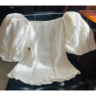 Beautiful women's shirt (2 hands)