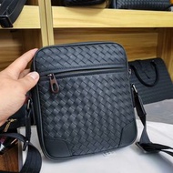 Bottega Veneta 葆蝶家相機包 香港順豐配送