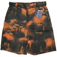 PRADA 2022秋冬義大利製 Re-Nylon 人造絲短褲，百慕達短褲，SPG32 S182 11PZ 50，橘色，三角形標誌。二手。