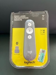 Logitech R500 Laser Presentation Remote (Laser Pointer)