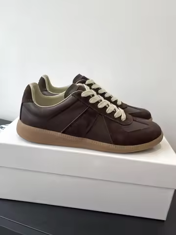 Men's leather flat bottomed casual lace up white shoes, women's moral training shoes, board shoes, r