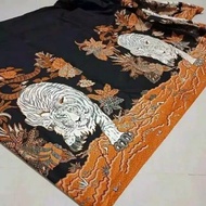 LAWEYAN SOLO TIGER WHITE TAIL BATIK CLOTH ORANGE CODE 966