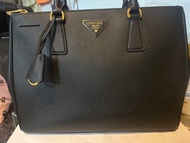 (袋在寄賣店）Prada Killer bag saffinao 殺手包