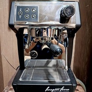 Feratti Ferro FCM - 3200 + Latina dx60-m espresso