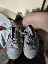 Geox 鞋 size 33