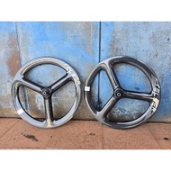 Telser 20 Inchi x 451 Trispoke Carbon wheelset