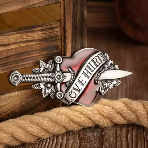 An arrow through the heart heart buckle, the trend of western simple men's novelty belt buckle, Viki