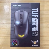 ✨ASUS TUF Gaming M3電競滑鼠🔹符合人體工學🔹Aura sync RGB燈光效果🔹觸感絕佳可編程按鍵🔹電競級光學感測器。🔸另有：Polywell快充線、快充頭、咖波 皮革悠遊卡、Snoopy 快充行動電源、犀牛盾❎咖波手機殼、Devilcase 太平洋藍手機殼