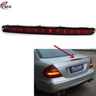 สำหรับ Mercedes Benz W211 E-Class 2003-2009 LED ไฟเบรคหลังสูง Lampu Belakang 3RD ไฟจอดไฟท้ายที่สาม A