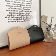 JIN CHA GOD-文創 皮革壓印 口罩套 黑色的賣場 口罩收納/基督