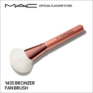 MAC 143S Bronzer Fan Brush