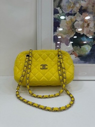 👜CHANEL Camera Bag in lemon yellow color Series No. 15**** (warranty card missing) 香奈兒手提單肩相機包 香奈兒相機包