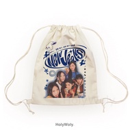 HW DRAWSTRING BAG NEW JEANS NWJNS MOTIF UNISEX DRAWSTRING BAG