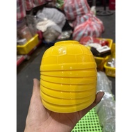 Combo of 10 yellow plastic cups. L7