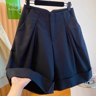 Women's shorts made of high quality khaki demin, youthful style, suitable for going out and partying