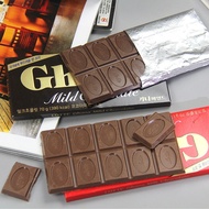 Korea Imported Snacks Lotte Lotte Dark Ghana Chocolate Silky Milk Chocolate Chip Packaging Bar 70g05