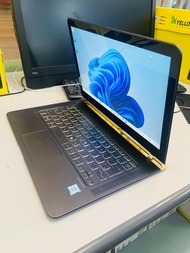 Hp spectre i7 like New Ultra Slim Laptop with SSD intel HD Graphics 620