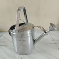 gembor air /alat penyiram tanaman /bahan seng 10 liter