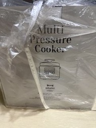 全新未開 一年保養 Bruno Pressure Cooker 多功能壓力鍋 BOE058