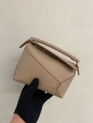 Loewe mini puzzle 沙色