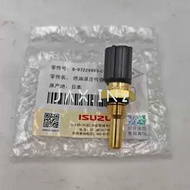 Isuzu 6UZ1 Engine High Pressure Diesel Pump Pressure Sensor Plug 8-97224993-0 Parts
