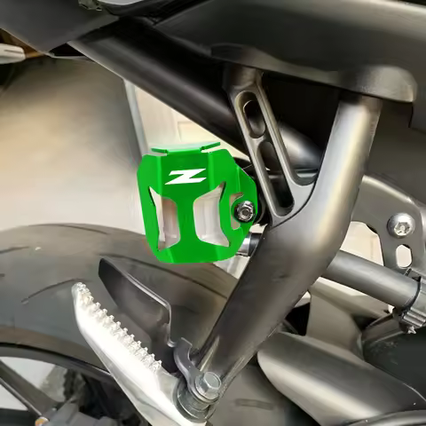 For KAWASAKI Z125 PRO Z250 Z300 Z400 Z650 Z750 L/S Z800 Z900 Z900RS Z1000 Motorcycle Rear Brake Flui