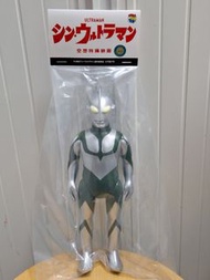 全新Medicom 新超人(能量消耗ver.)