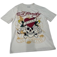 Ed Hardy's new 100% pure cotton T-shirt for both men and women, featuring a skull print pattern shor