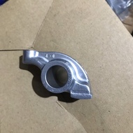 SUKU CADANG MOBIL - Rocker Arm/Pelatuk Klep FORD LASER/MAZDA 323 copotan ori