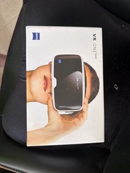 蔡司 VR ONE Plus 虛擬實境眼鏡