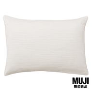 มูจิ ปลอกหมอนผ้ากอซสามชั้น - MUJI Organic Triple Gauze Pillow Case 43 × 63 cm