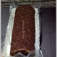 Rollcake coklat / bolu gulung coklat toping meses