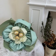 sueing_blossom 金莎情人節花瓣花束