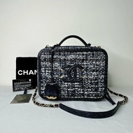 CHANEL 海軍藍毛呢鏈帶箱包