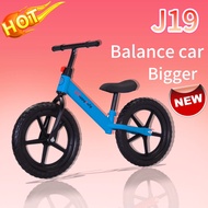 Johnson12 จักรยานทรงตัวเด็กสองล้อ  Balance bike ขนาดล้อ 14 นิ้ว เหมาะสำหรับเด็ก 2-6 ปี รุ่น J19