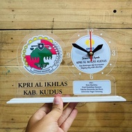 Vandel Plakat Akrilik Custom Dgn Mesin Jam Bonus Box Kado dan Pita