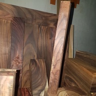 Sonokeling wood measuring 2.5x2.5x25cm, stick material, can be customized