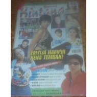 majalah bintang keluaran tahun 2000