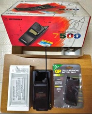 Motorola 7500摩托羅拉細龜 原裝手機 有盒 附後備電
