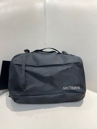 💥現貨💥機能風百搭防潑水 始祖鳥Arc'teryx Heliad 6L 多用途通勤收納斜挎包 | 黑色 | 6L大容量 | 耐磨抗撕裂尼龍面料 | 手提斜挎兩用|