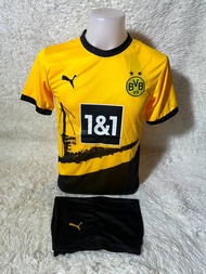 ชุดกีฬา ดอกมูลสีเหลือง23/24 ชุดฟุตบอล ชุดทิมฟุตบอล  มีเสื้อพร้อมกางเกงค่ะ