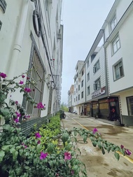 Fuxian Lake Junda Inn